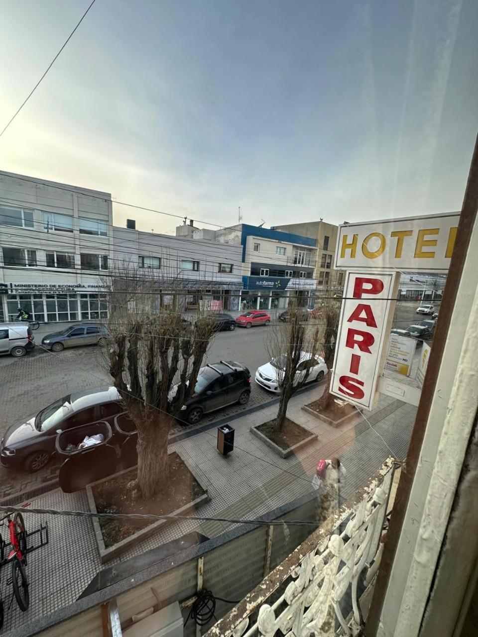 Hotel Paris Rio Gallegos Exterior photo